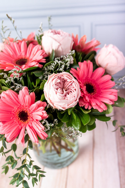 Oasis / Peonias Eternas y Gerbera Rosa CUN