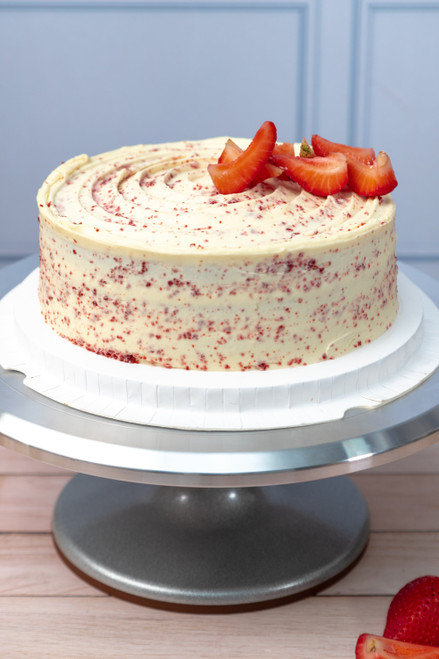 Pastel Grande Red Velvet - Fresa y Chocolate Blanco