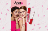 Labbra più piene e sensuali con un gloss.