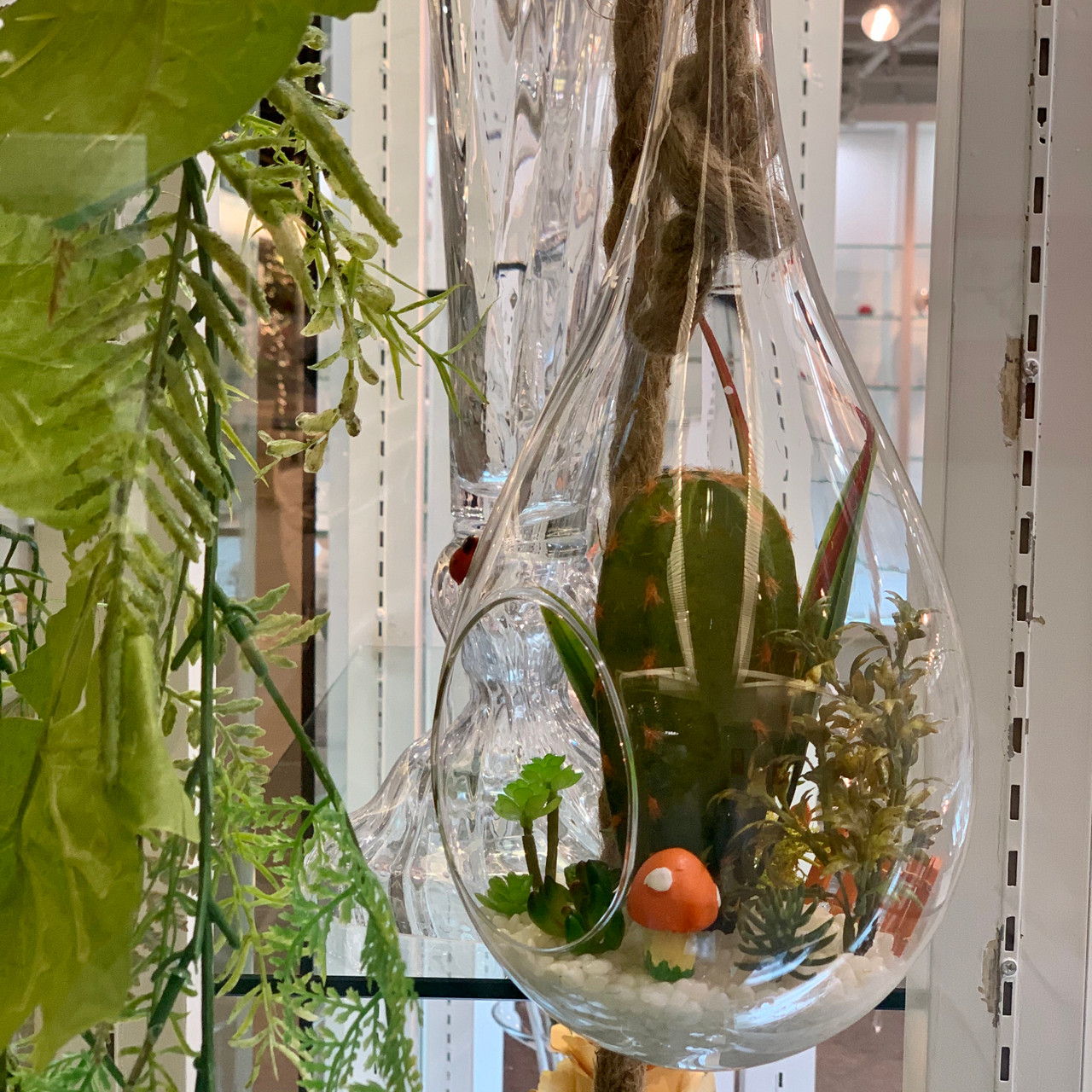 HCH0913 - Medium Rope Hanging Clear Glass Terrarium - 6" x 11"H