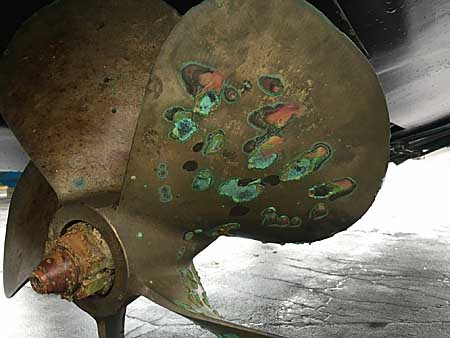 corroded-propeller-450x338.jpg