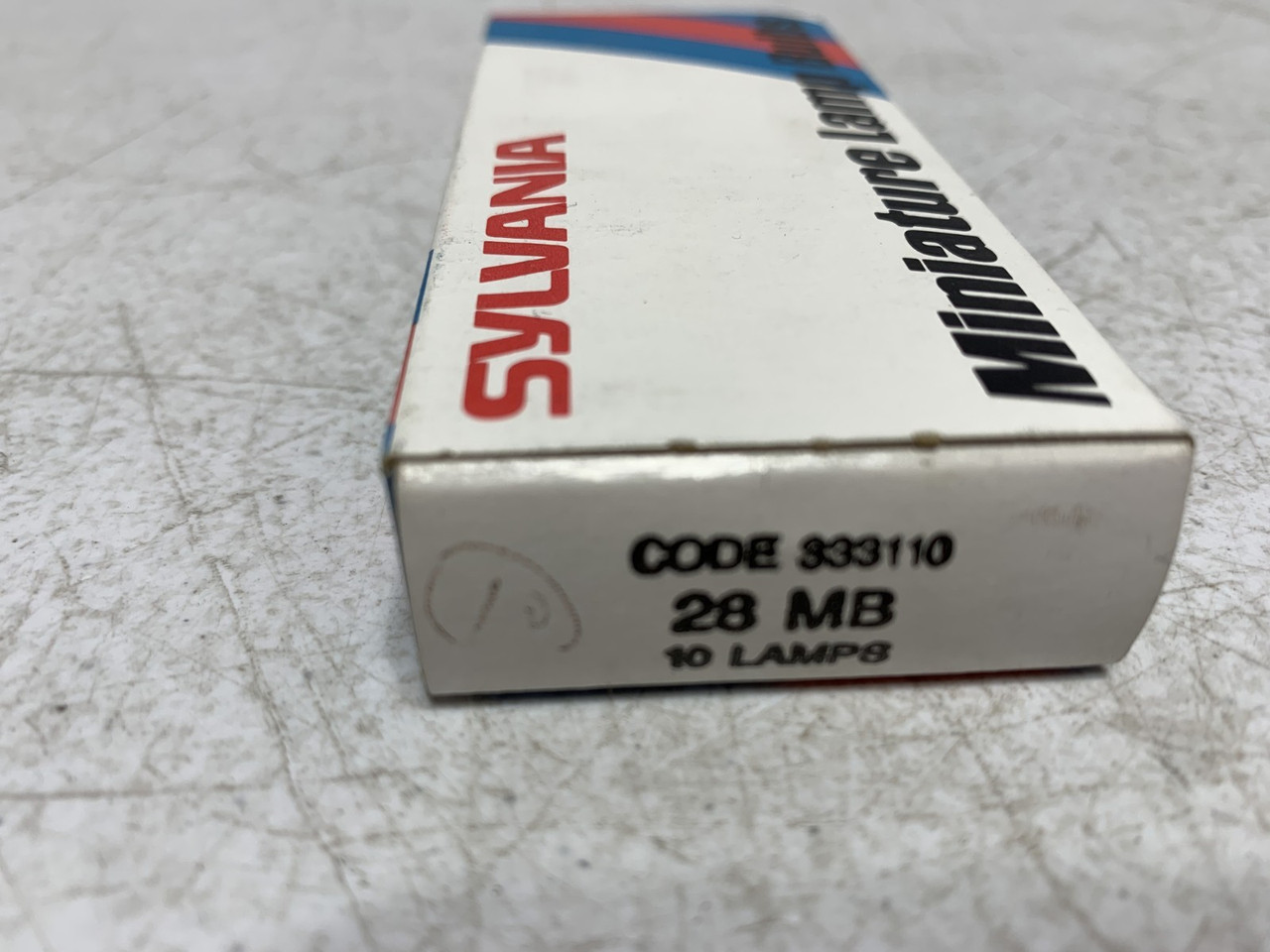 Sylvania 333110 28MB Mini Lamp Bulb 28V (lot of 10)