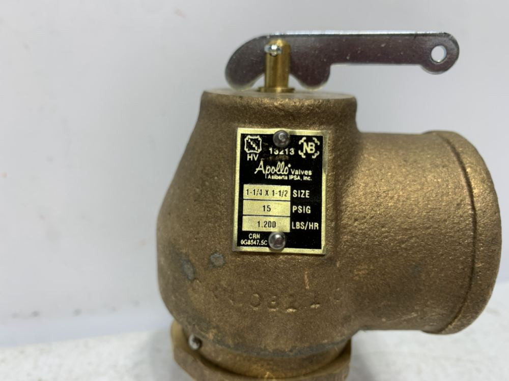 Apollo Valves 13213B15 Safety Valve 1-1/4