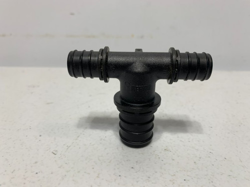 Rehau 1" x 1" x 3/4" Tee Polyalloy 180 degF 100 PSI (lot of 5)