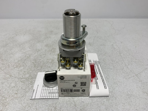 Allen Bradley 800H-JP2KB7AAXX Selector Switch 3-Position Maintained