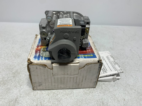 Honeywell VR8245M2530 Gas Valve 24V 1/2" x 1/2" NPT 200000 BTU