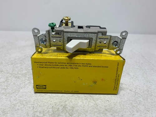 Hubbell CS320W 3-Way Switch 20A 120/277V White
