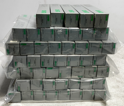 Ushio 3000142 Specialty Compact Bulb 28W (lot of 51)