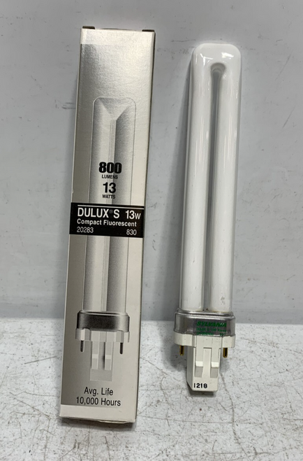Sylvania 20283 Compact Lamp 13W 800 Lumens (lot of 36)