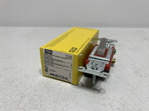 Hubbell 1223GY Toggle Switch 3-Way Gray 20A 120/277VAC