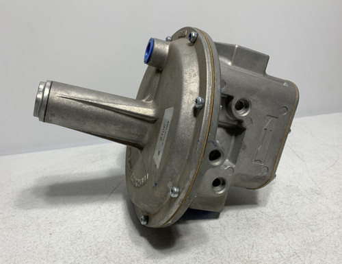 Maxitrol 210E 1-1/2" Gas Pressure Regulator 10 PSIG