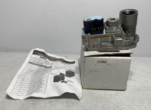 Lochinvar 100172013 Gas Valve 1/2" NPT Brass