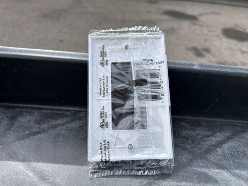 TradeMaster TP26-W Wall Plate 1-Gang Nylon White (lot of 2)