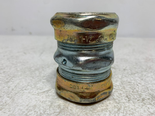 T&B 1-1/2" Connector Liquidtight Steel