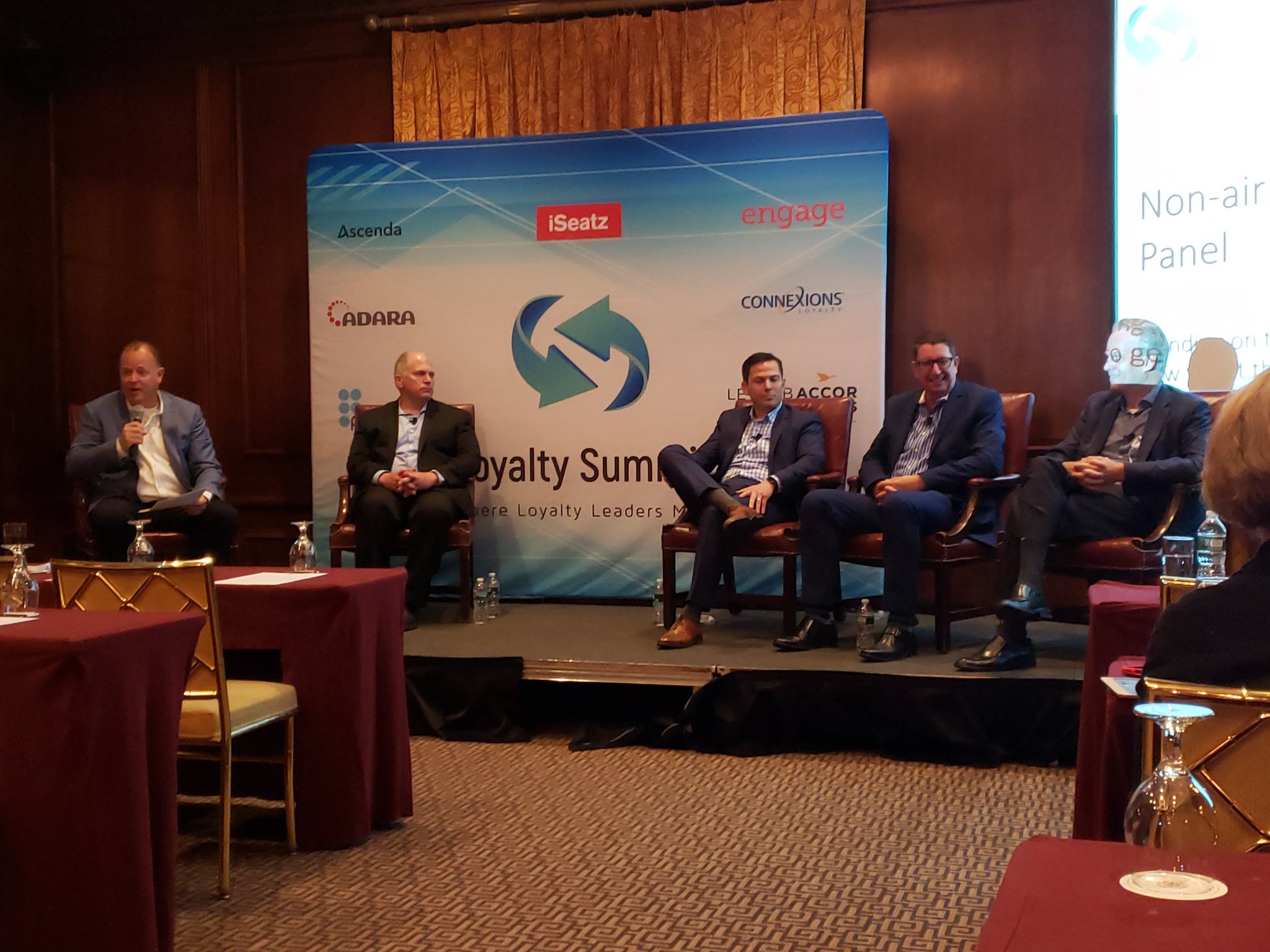 Loyalty Summit Where Loyalty Leaders Meet | bannerNprint.com
