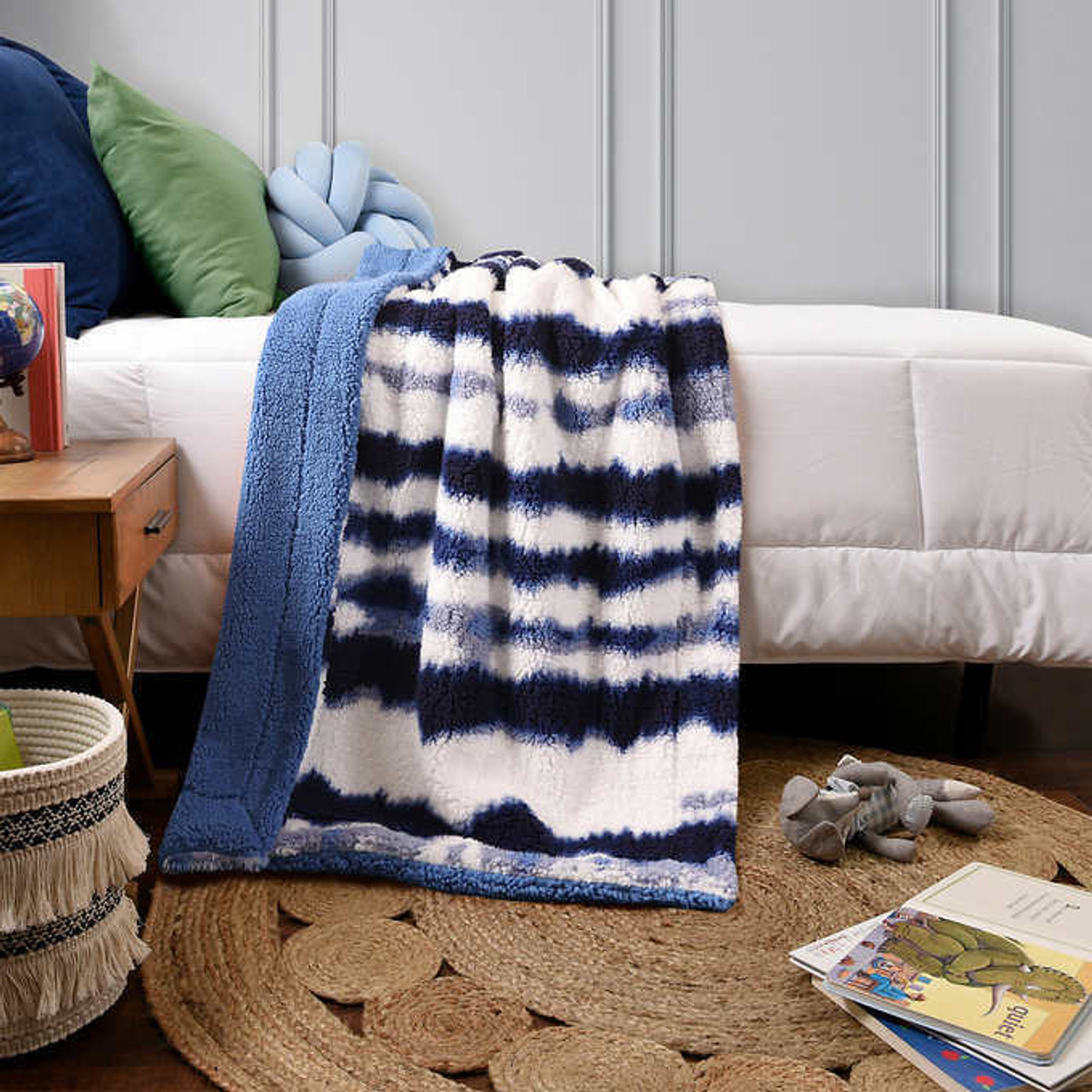 Life Comfort Sherpa Fleece Throw Reversible Blanket 50 x 40