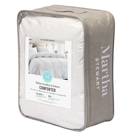 Martha Stewart 100% Cotton White Feather and Down Comforter Martha Stewart 100% Cotton White Feather and Down Comforter