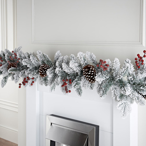 Snowy Garland With Berries & Cones 180cm