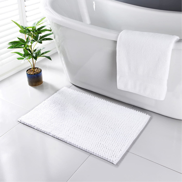 Signature Noodle Bath Mat - White