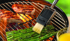 2 N 1 GRILLING BRUSH