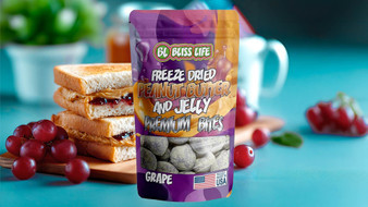 PEANUT BUTTER & GRAPE JELLY FREEZE DRIED BITES