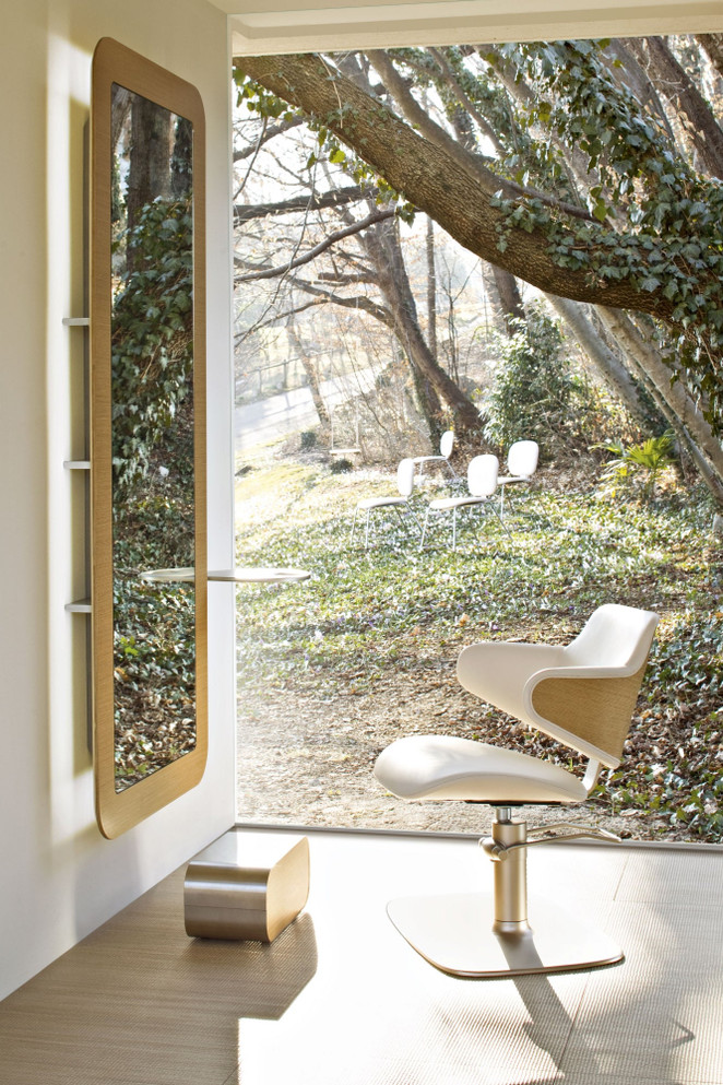 Maletti Green Hug Styling Chair