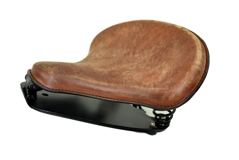 tan leather bike saddle