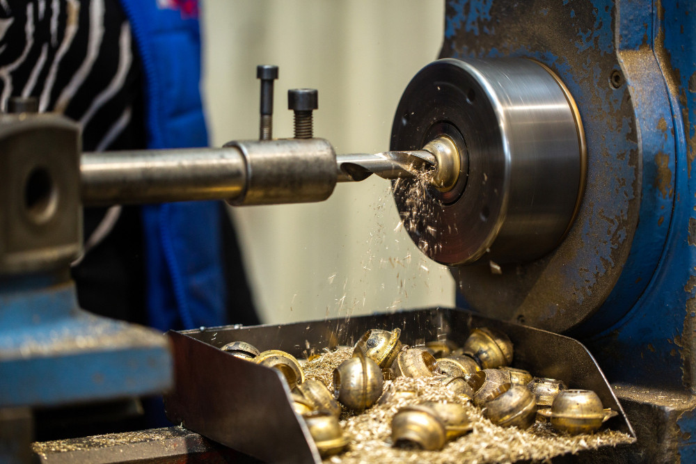 HOW High Performance Aluminum END Mills Revol | CGS Tool