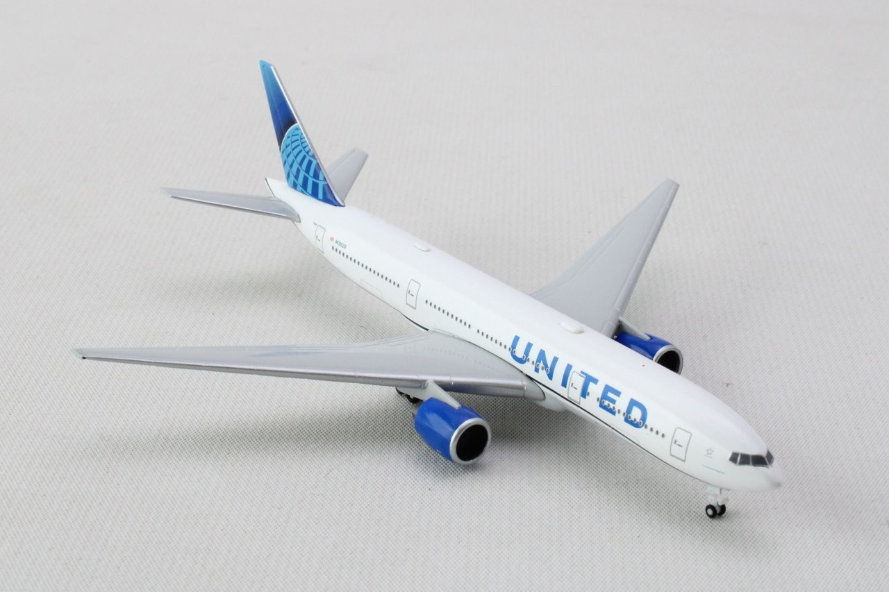 Herpa 1/500 – Avion Douglas DC-3 Polish Airlines 'SP-LCD' – Modèle Diecast Collection