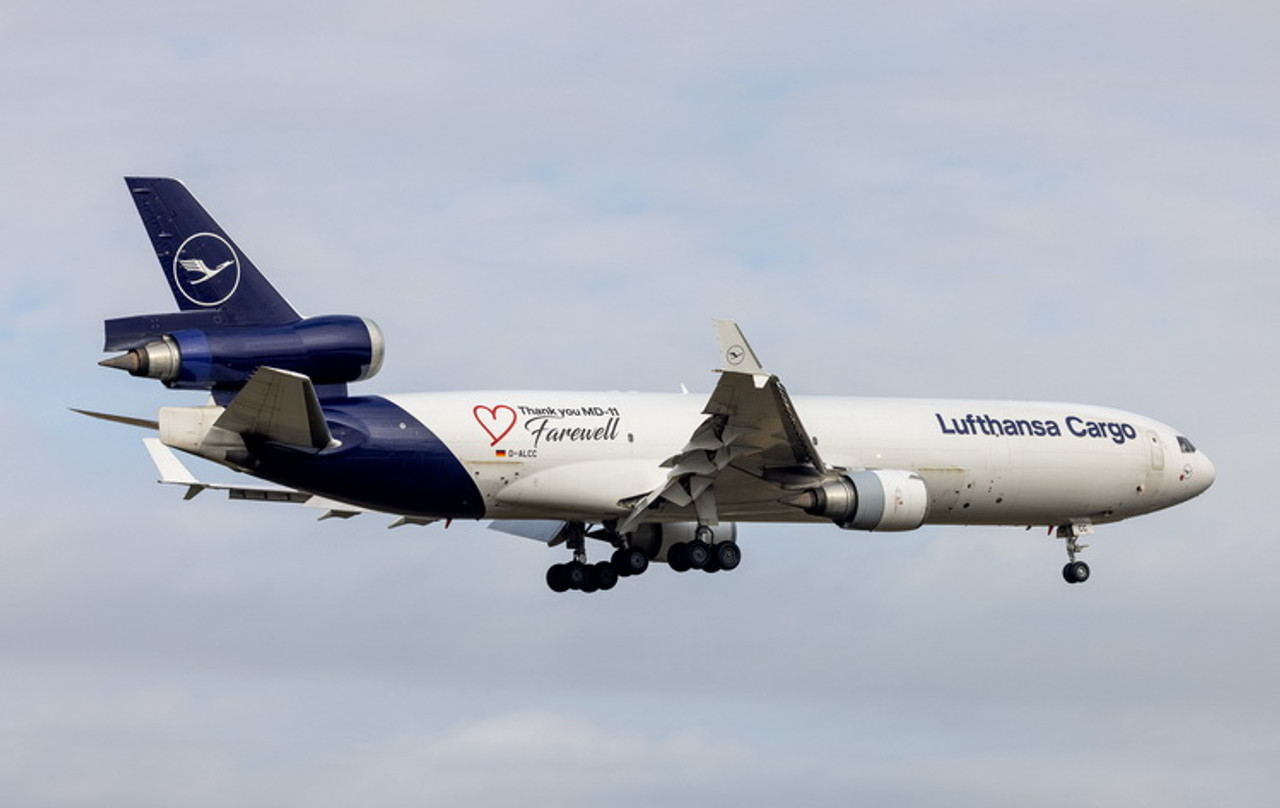 Lufthansa Cargo MD-11F D-ALCC 