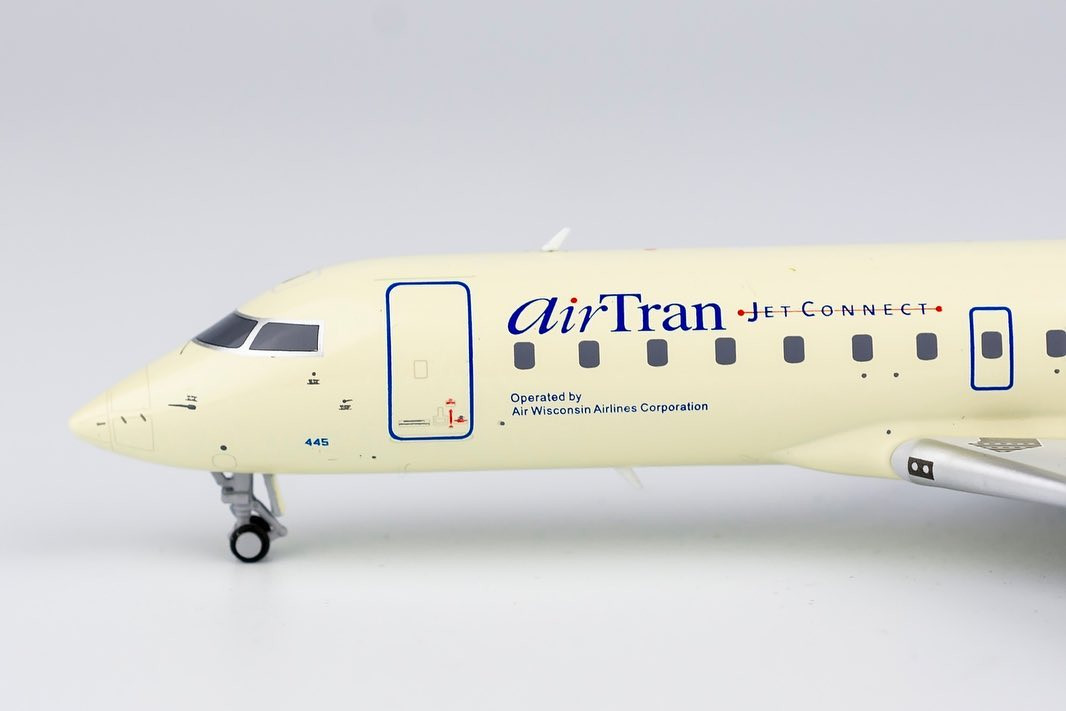 AirTran CRJ-200LR N449AW 52047 1:200