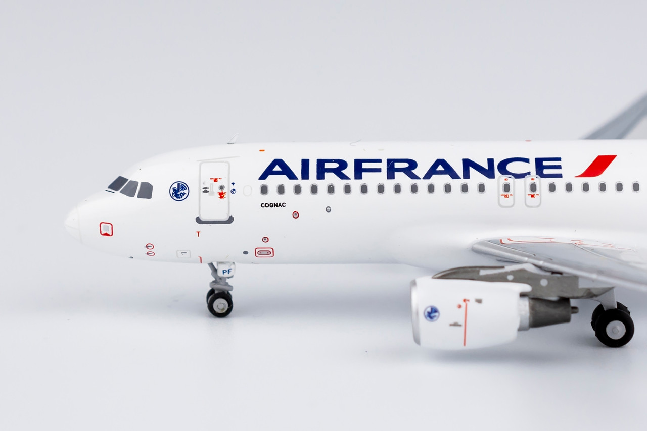 NG Models Air France A320-200/w F-HEPF 15005 1:400