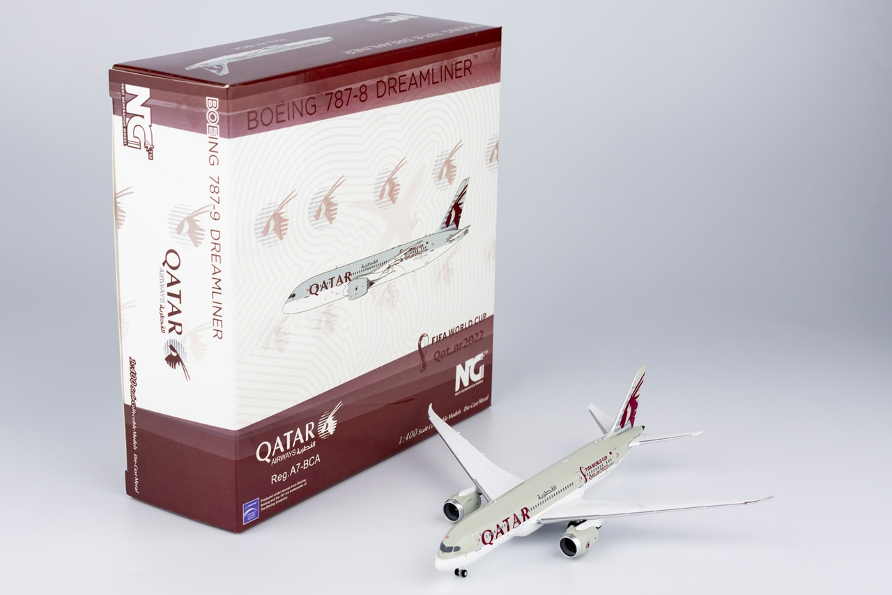 未開封　Boeing 787-8 Qatar Airways 1:200 Qatar Airways Boeing 787-8 1:200 scale model | Qatar Airways