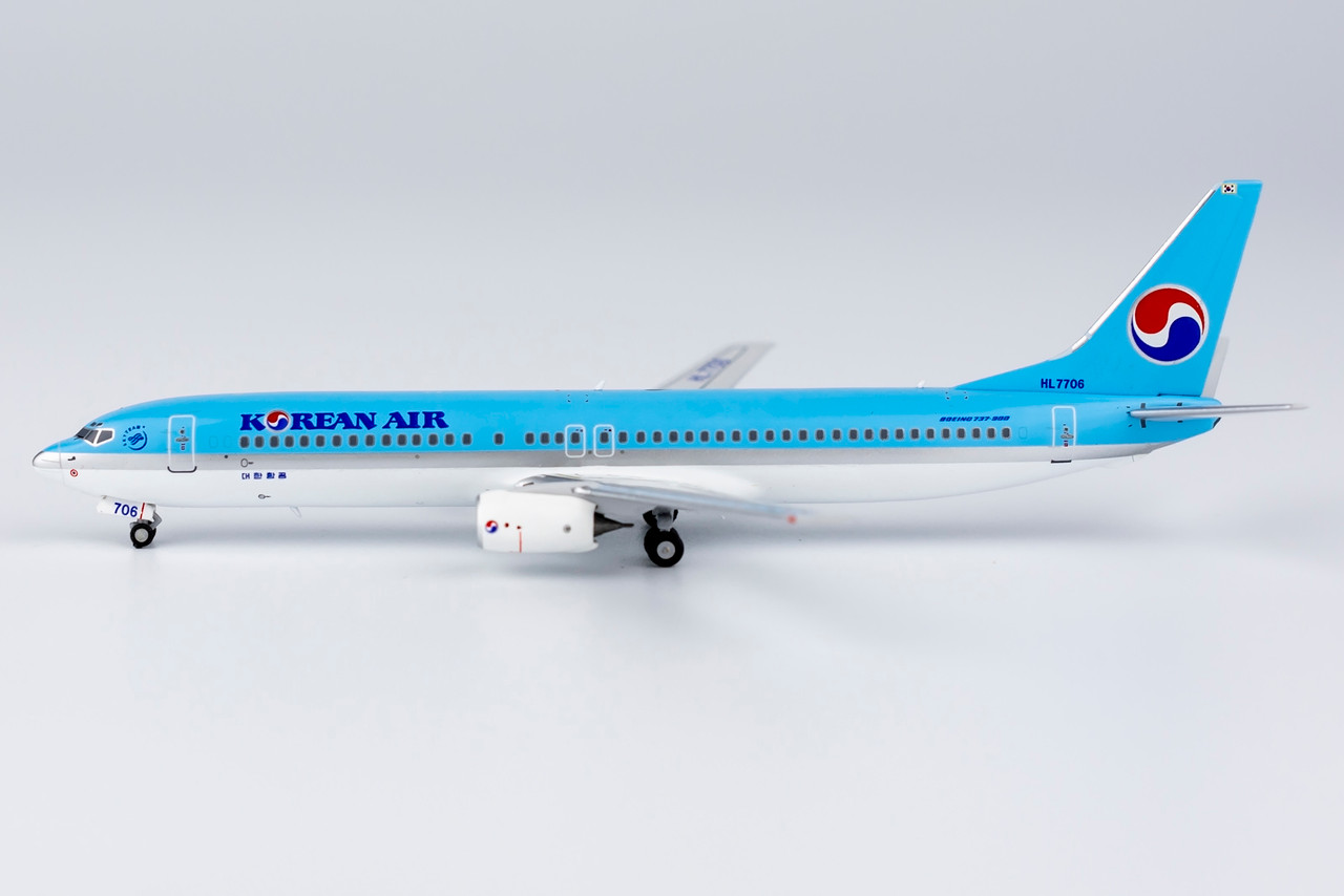 Korean Air 737-900 HL7706 79017 1:400