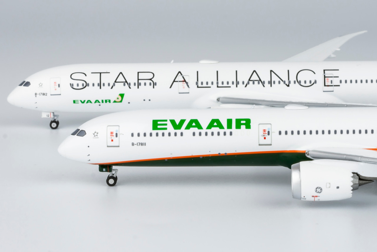 EVA Air 787-10 Dreamliner B-17812 (star alliance) 56019 1:400