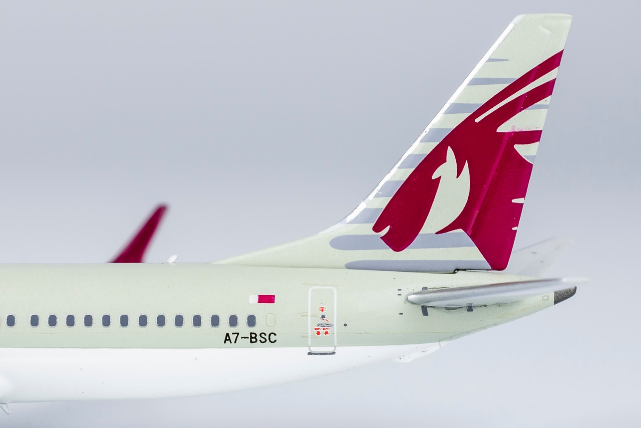 NG Models Qatar Airways 737 MAX 8 A7-BSC 88013 1:400