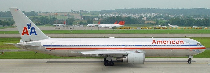 Phoenix Model American Airlines Boeing 767-300ER N377AN Polished
