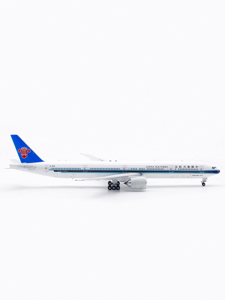 Aviation400 China Southern Airlines Boeing 777-31B/ER B-7588