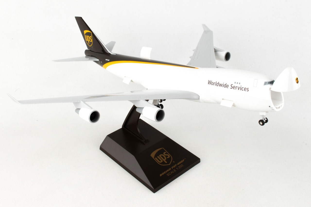 SKYMARKS UPS 747-400F W/GEAR & OPENING DOORS SKR1113 1:200