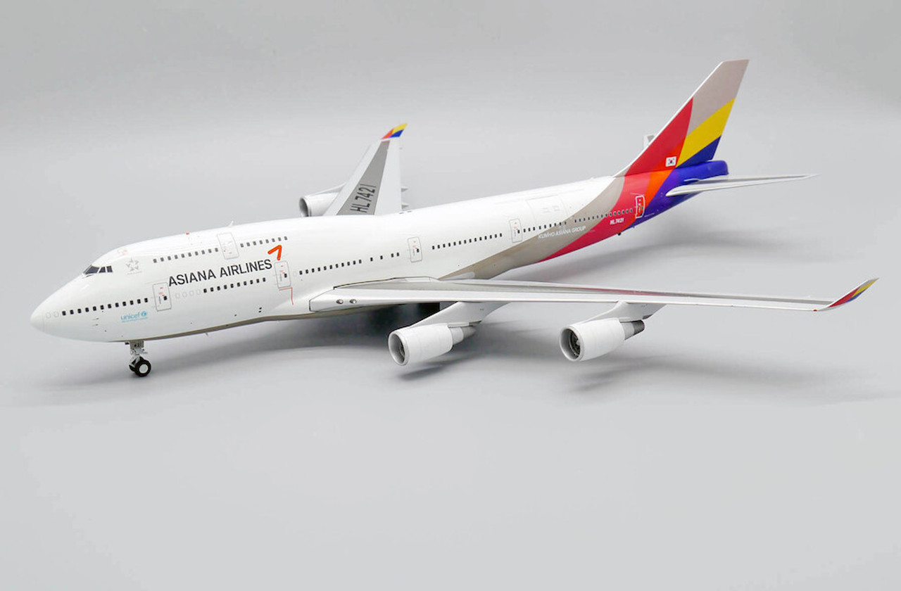 Asiana Airlines B747-400M HL7421 JC2AAR0124 1:200