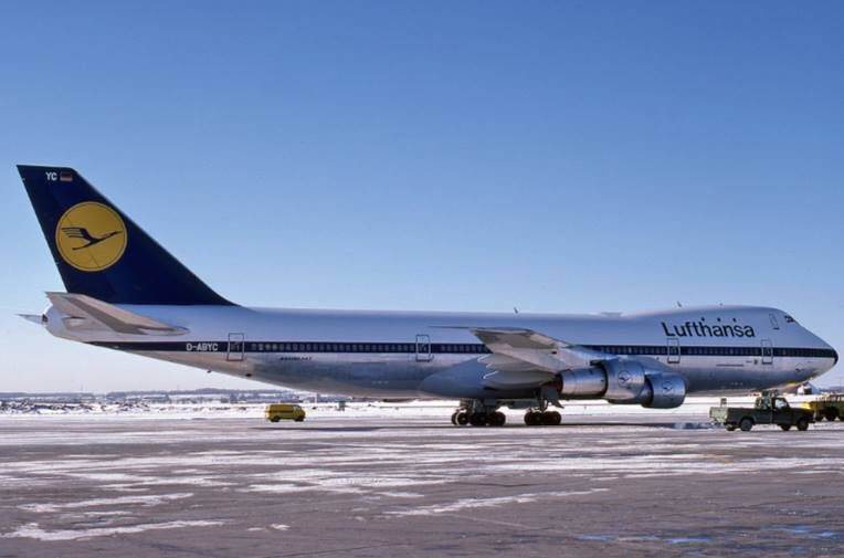 Phoenix Models Lufthansa B747-100 D-ABYC PH4DLH2457 1:400