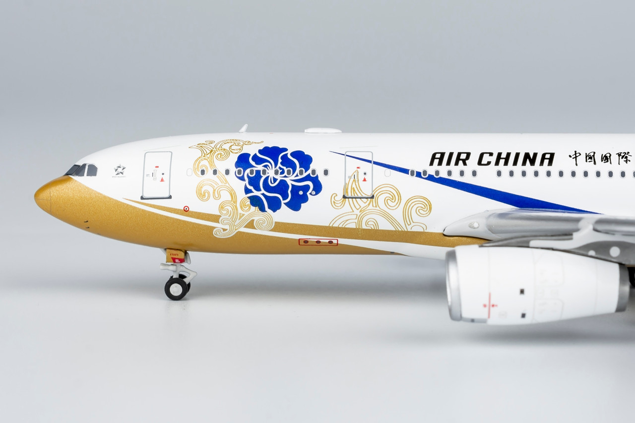 NG Models Air China A330-200 Capital Pavilion cs B-6076 61067 1:400