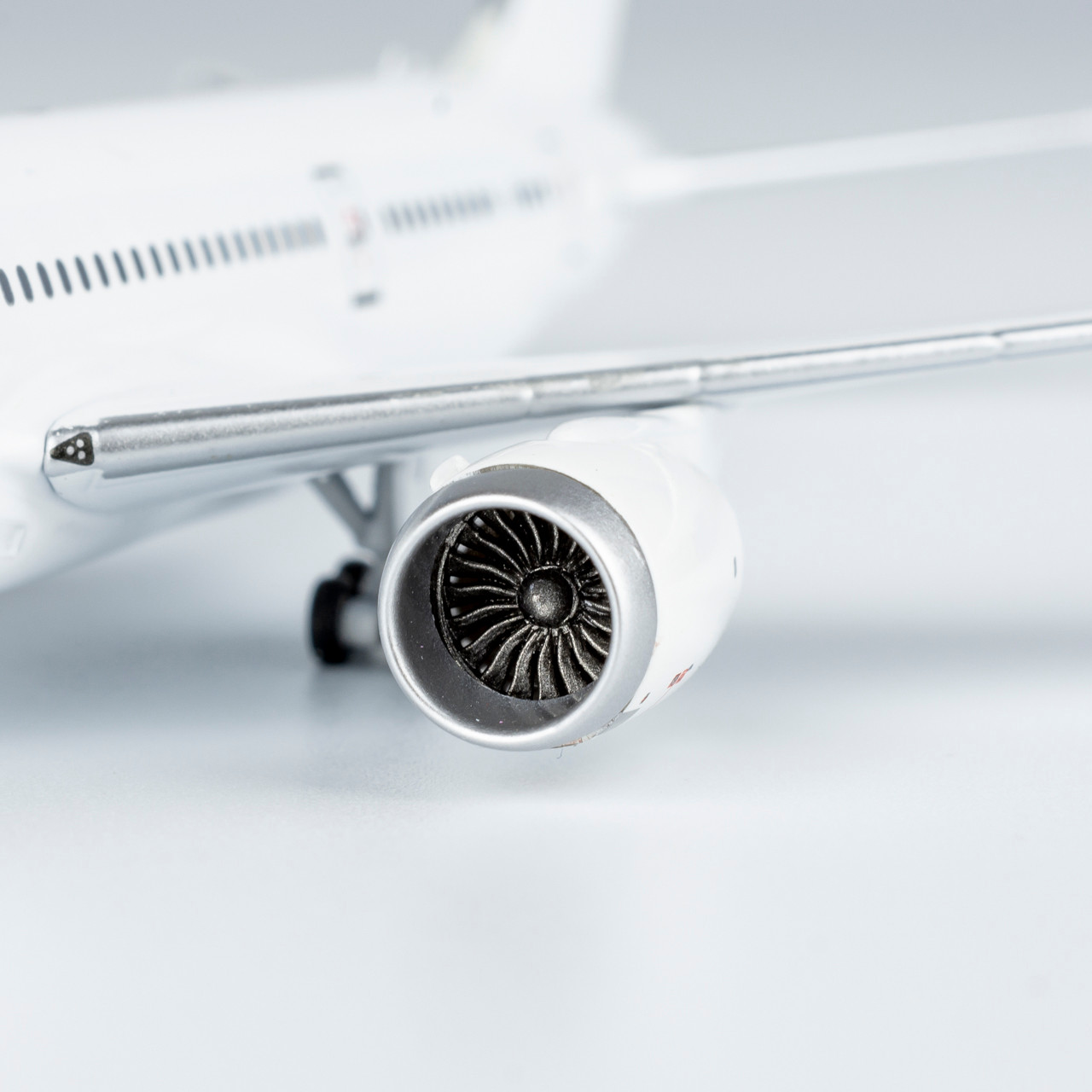 NG Models Blank Model 787-8 Dreamliner NA with GE engines 59026 1:400