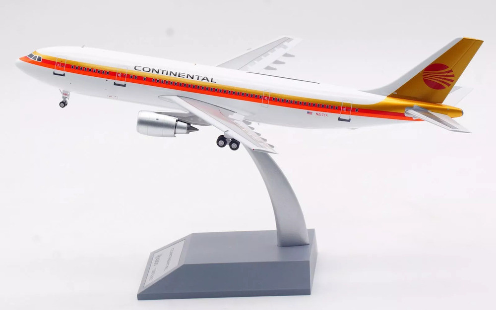 航空機・ヘリコプター Inflight1:200 CONTINENTAL B707-300N17329