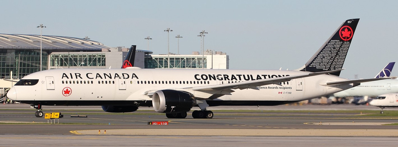 JC Wings Air Canada Boeing 787-9 Dreamliner 