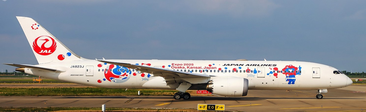 JC Wings Japan Airlines Boeing 787-8 Dreamliner 