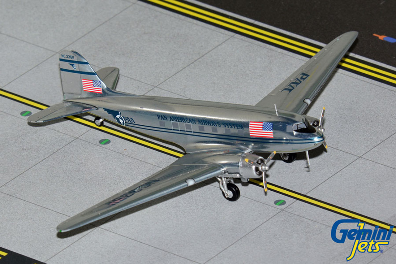 Gemini200 Pan American Airways System DC-3C polished NC33611