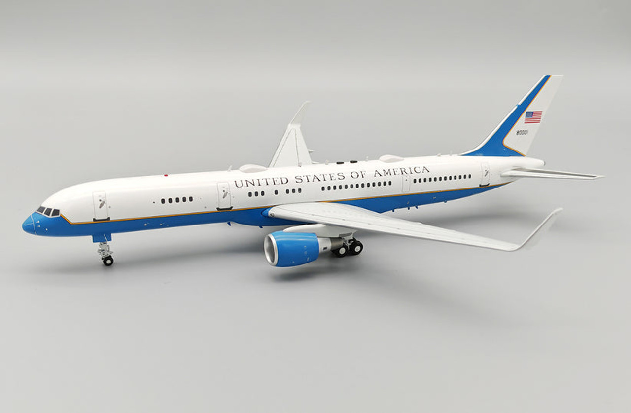航空機・ヘリコプター G2AFO164 1/200 BOEING VC-32A USAF G2Afo164 1/200 Boeing VC-32A USAF Model Plastic Kit, Used | eBay