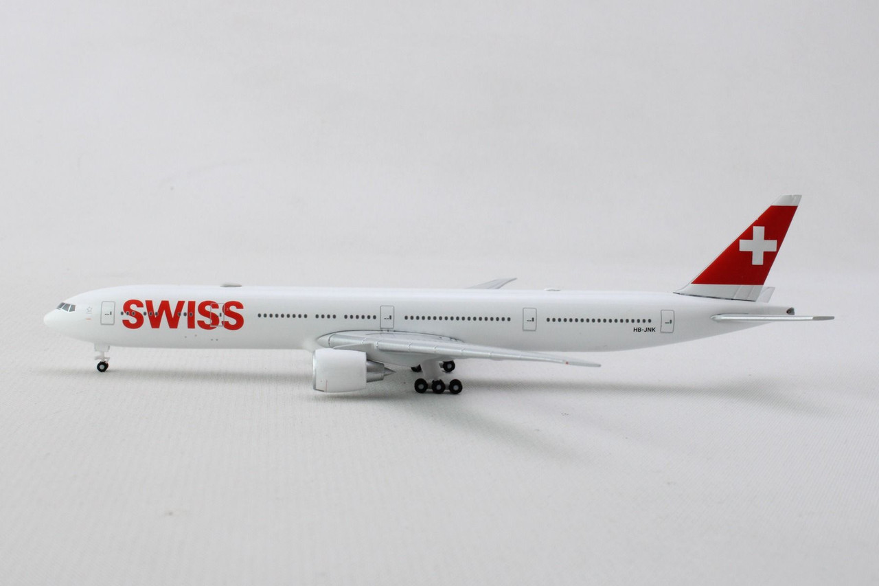 Herpa Wings SWISS INTERNATIONAL Boeing 777-300 HE529136-003 1:500