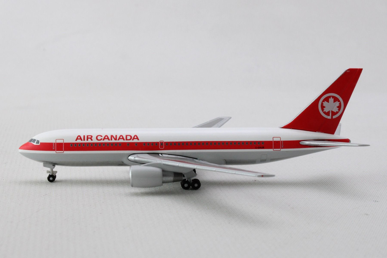 Herpa Wings AIR CANADA Boeing 767-200 HE537377 1:500